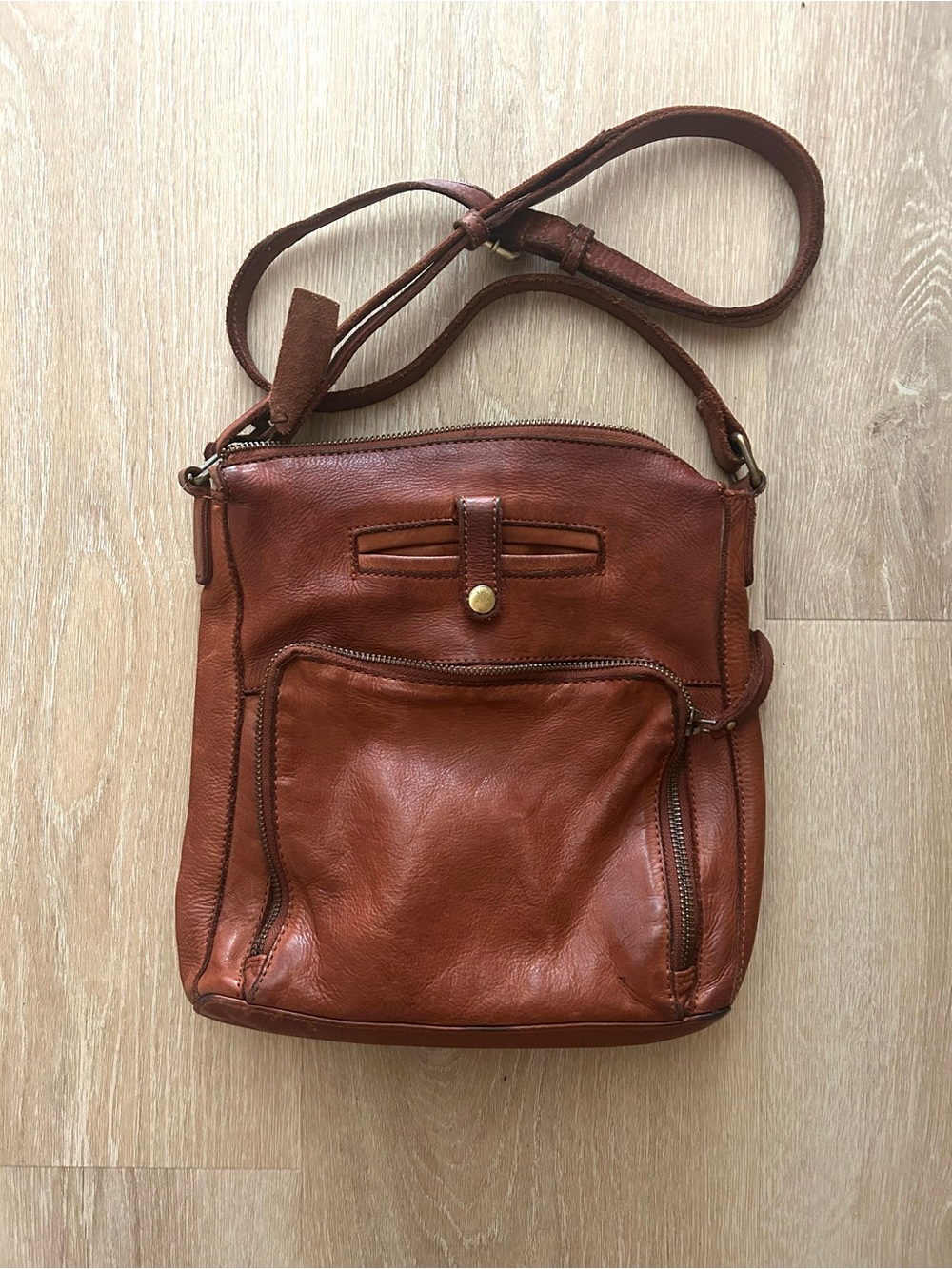 Classic Leather Crossbody Bag Women’s Purse
